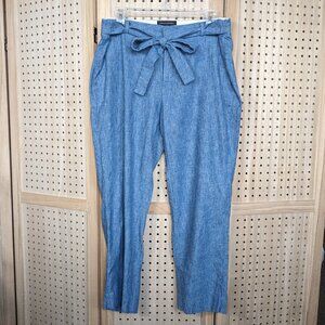 Banana Republic women's, blue, linen blend, Avery pants, size 12, cropped/capri
